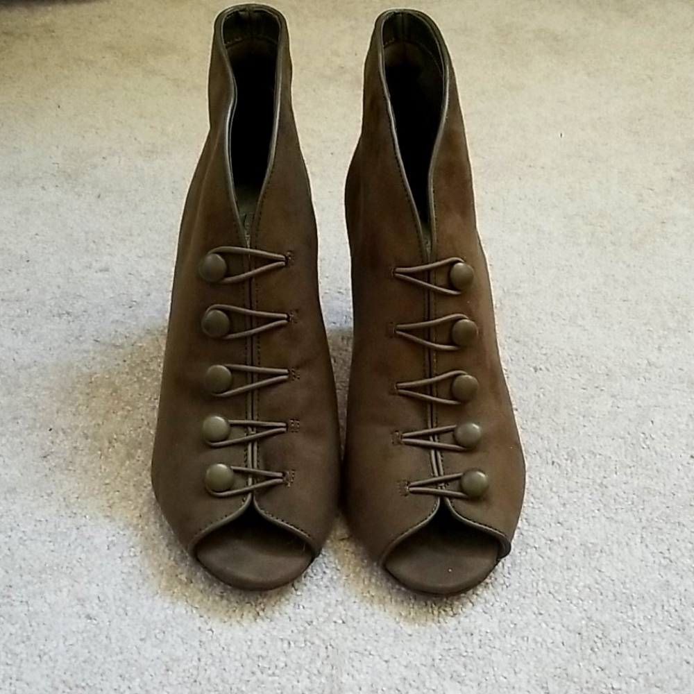 Green peeptoe boots
